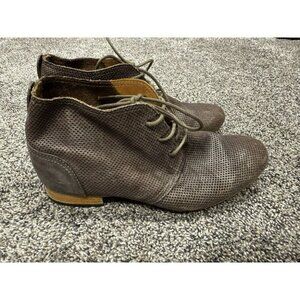 J Shoes Men’s Low Ankle Boot Brown Shoes Size 7